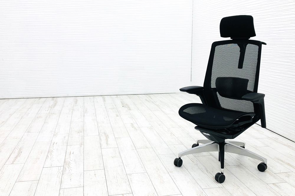 オカムラ フィノラチェア 2022年製 エクストラハイバック 可動肘 中古チェア メッシュ 中古オフィス家具 C78BAS-F1E1 ブラックの画像