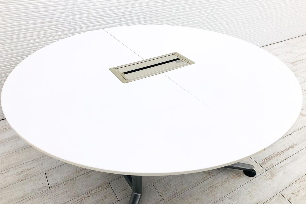オカムラ ラティオ 会議テーブル 中古 幅1500 丸テーブル ミーティングテーブル 会議机 中古オフィス家具 ホワイト画像
