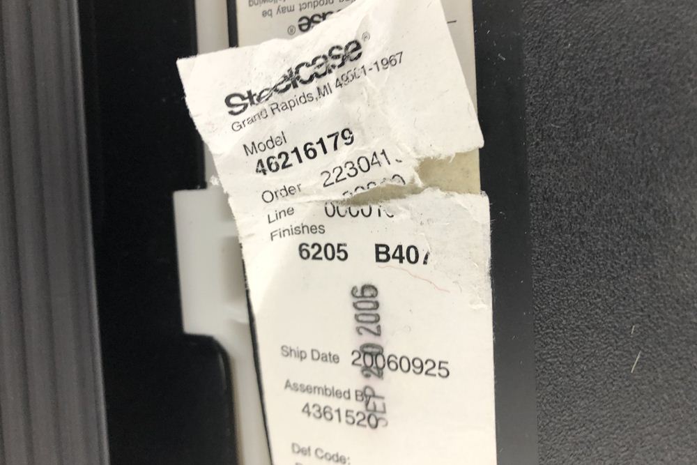 スチールケース リープチェア V2 中古 クッション Steelcase Leap 中古オフィス家具 OAチェア レッド 46216179の画像