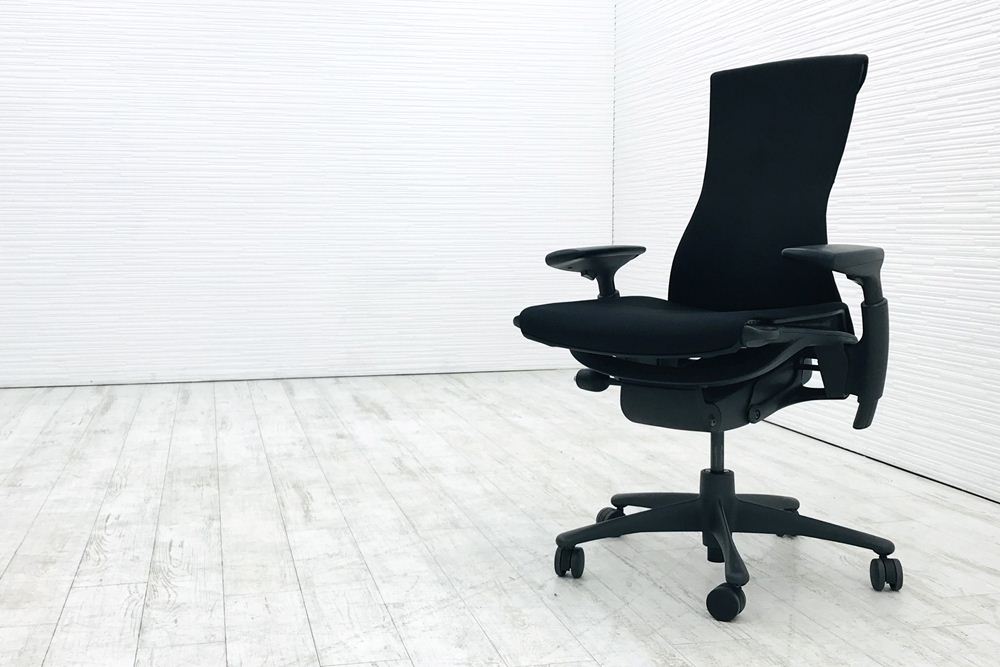 エンボディチェア 中古 2016年製 ハーマンミラー Herman Miller オフィスチェア 高機能チェア 中古オフィス家具 ブラック画像