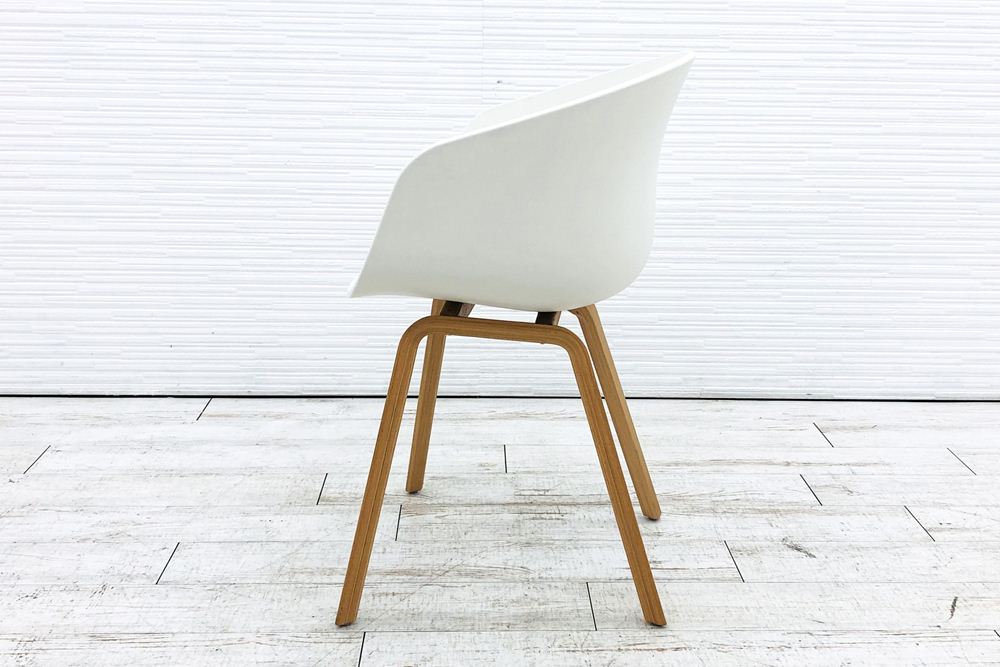 HAY ヘイ アバウトチェア 中古 ミーティングチェア 中古オフィス家具 クリームホワイト ABOUT A CHAIR画像