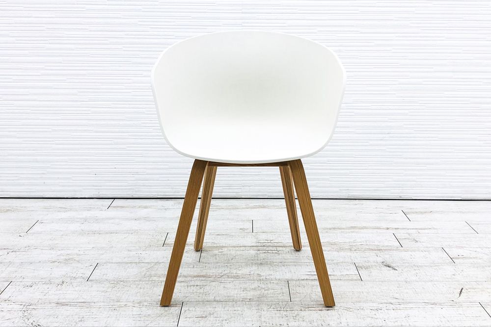 HAY ヘイ アバウトチェア 中古 ミーティングチェア 中古オフィス家具 クリームホワイト ABOUT A CHAIR画像