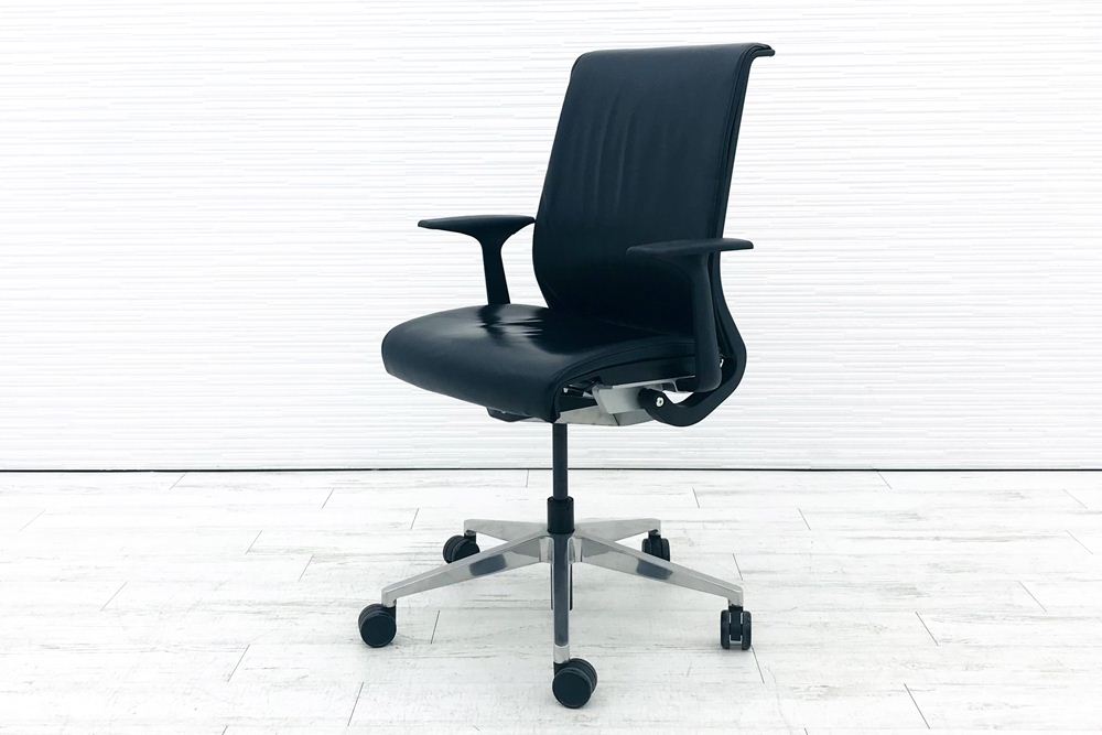 スチールケース シンクチェア 革 中古 Steelcase オフィスチェア 固定肘 事務椅子 ブラック 中古オフィス家具画像