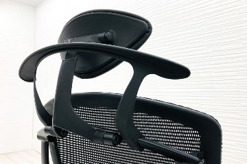 オカムラ コンテッサチェア 中古 2016年製 ヘッドレスト付き 座クッション 高機能チェア 中古オフィス家具 ブラックフレーム ブラック CM32BB画像