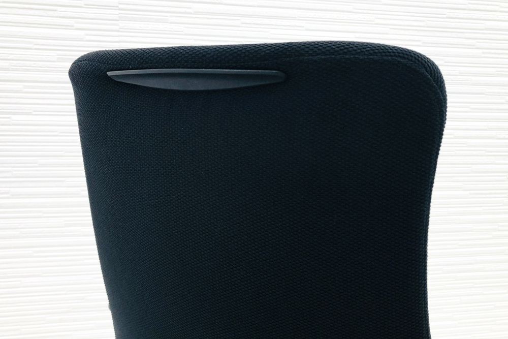 イトーキ エフチェア 中古 2015年製 クッション 固定肘 事務椅子 ITOKI 中古オフィス家具 KF-330GS-T1T1 ブラック画像