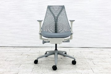 セイルチェア 中古 ハーマンミラー ミドルバックメッシュ 固定肘 SAYL Chairs デザインチェア 中古オフィス家具 グレー画像