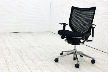 バロンチェア ローバック 中古 ブラック オカムラ 中古オフィス家具 ポリッシュフレーム メッシュ 事務椅子 オフィスチェア画像