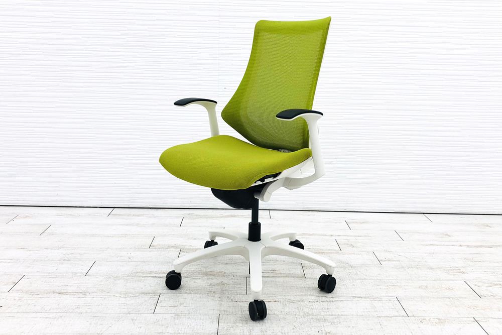 イトーキ エフチェア 中古 2014年製 クッション 固定肘 事務椅子 ITOKI 中古オフィス家具 KF-370JB-W9Q6 モスグリーン