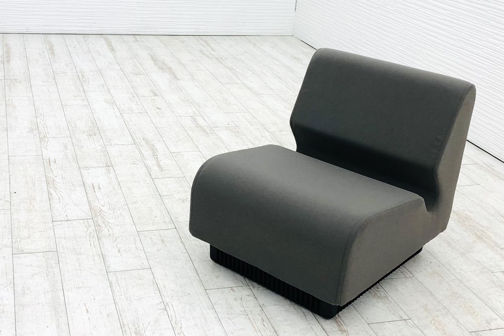 ハーマンミラー モジュラーシーティング 中古  Herman miller 中古オフィス家具 チャドウィック モジュラーシーティング-ストレート ブラウンの画像