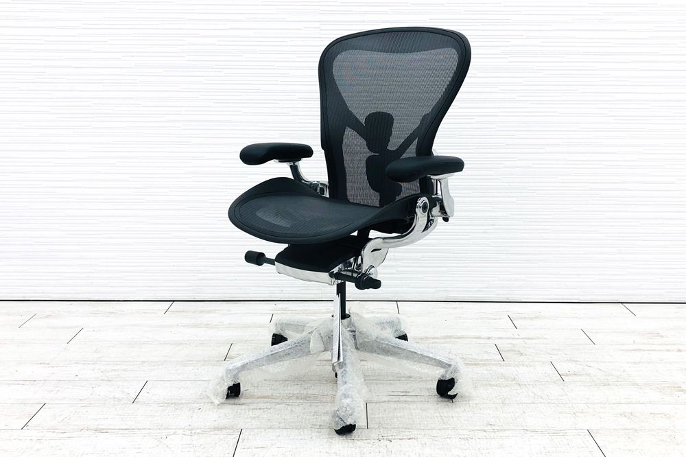アーロン オフィスチェア 椅子 ハーマンミラー 4年のみ使用しました 