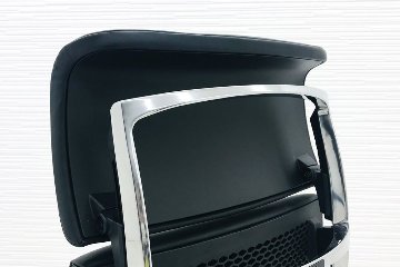 デュークチェア 2017年製 中古 オカムラ エクストラハイバック デューク 高機能チェア 中古オフィス家具 革 ブラック CZ87ZXの画像