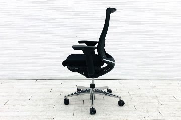 コクヨ ベゼルチェア 中古 2016年製 クッション Bezel 可動肘 KOKUYO 中古オフィス家具 ブラック画像