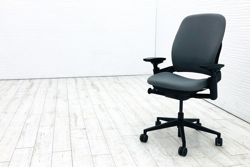 リープチェア 中古 V2 2016年製 スチールケース クッション Steelcase Leap 中古オフィス家具 LEAP-10100 グレーの画像