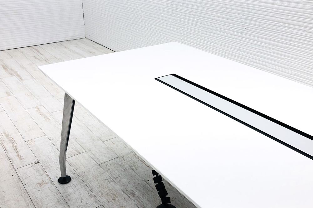 コクヨ SAIBI サイビ 小型会議テーブル 中古 ミーティングテーブル 幅1800 ホワイト 中古オフィス家具 1800/900/720画像