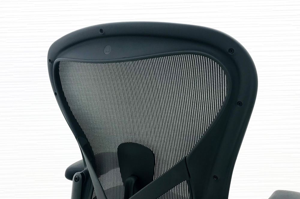【未開封未使用品】 ハーマンミラー アーロンチェア リマスタード Cサイズ フル装備 Aeron Chairs Remastered 中古 Herman Miller 中古オフィス家具 グラファイトの画像