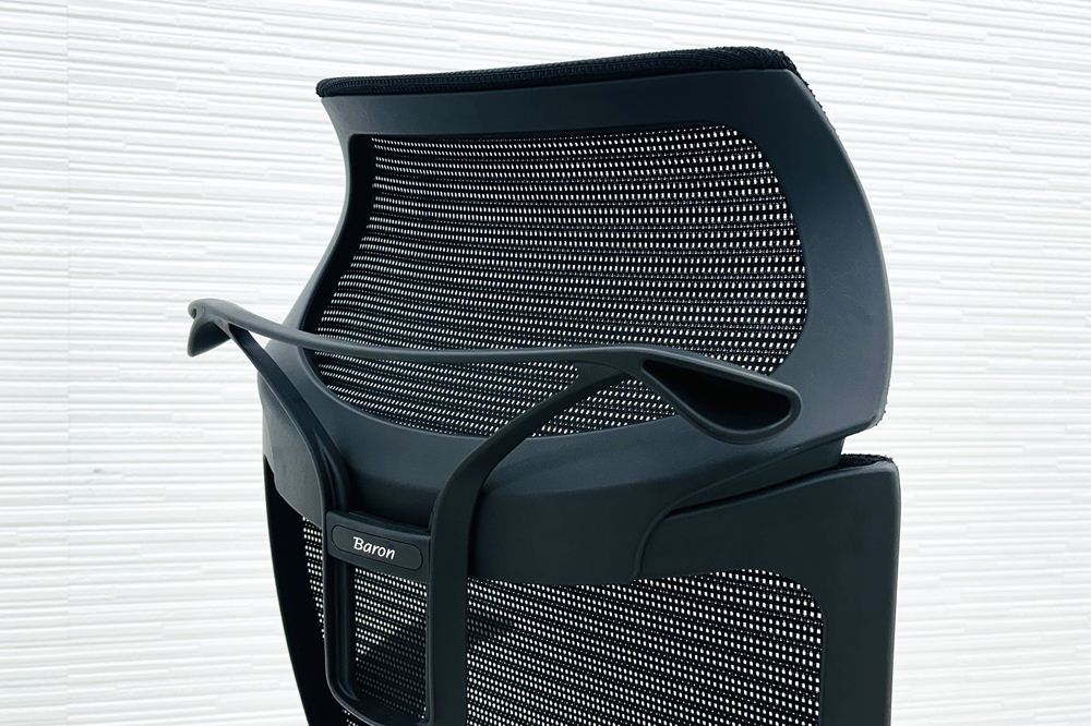 バロンチェア 中古 オカムラ Baron エクストラハイバック 座面メッシュ 可動肘 中古オフィス家具 固定ヘッドレスト シルバーフレーム ブラックの画像