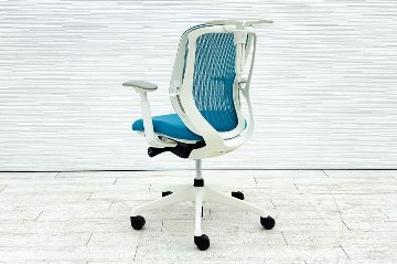 シルフィーチェア 中古 オカムラ ローバック Sylphy 可動肘 メッシュ 中古オフィス家具 ブルーグリーンの画像