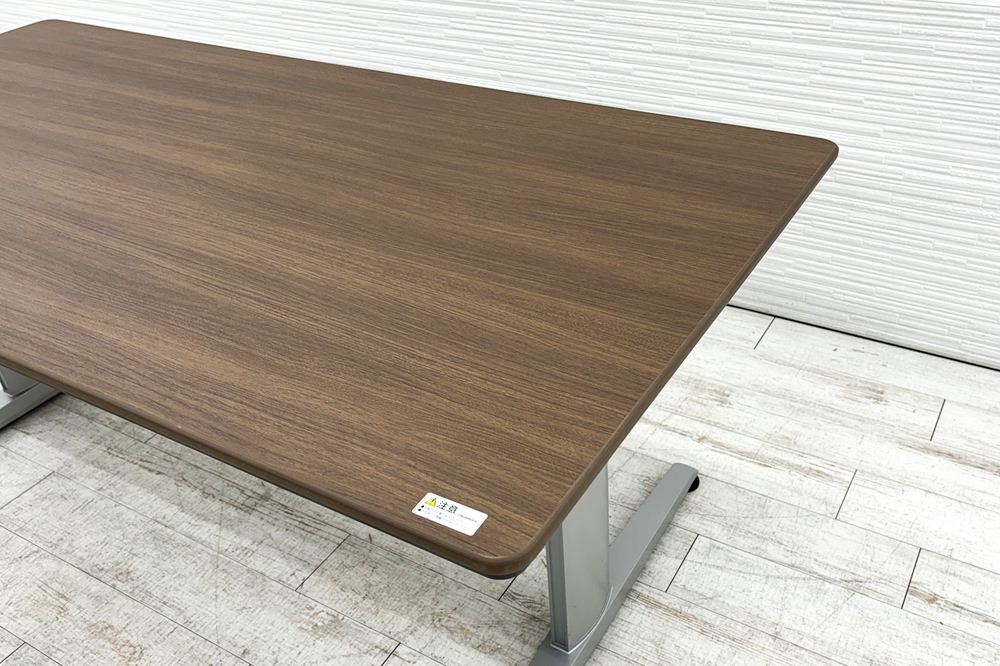 オカムラ Liftio 固定タイプ リフティオ 中古 ネオウッドダーク ミーティングテーブル 小型会議テーブル 中古オフィス家具 1800/900/720の画像