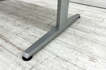 オカムラ Liftio 固定タイプ リフティオ 中古 ネオウッドダーク ミーティングテーブル 小型会議テーブル 中古オフィス家具 1800/900/720の画像