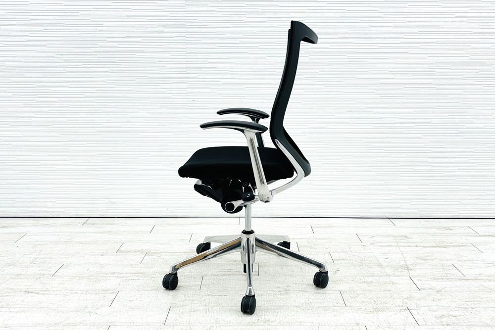 オカムラ Baron バロンチェア ハイバック 中古 2014年製 中古オフィス家具 固定肘 座クッション デザインアーム ブラックの画像