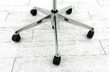オカムラ Baron バロンチェア ハイバック 中古 2014年製 中古オフィス家具 固定肘 座クッション デザインアーム ブラックの画像