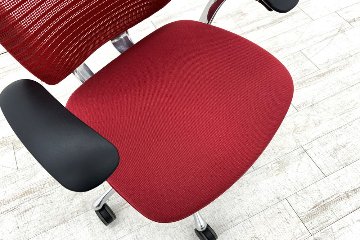 オカムラ コンテッサチェア 2015年製 中古 Contessa コンテッサ クッション 固定肘 中古オフィス家具 レッド CM24ABの画像
