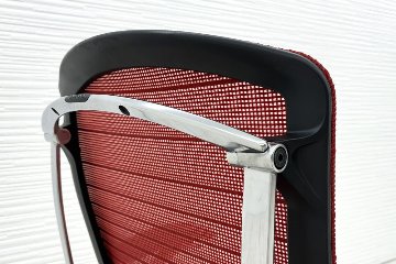 オカムラ コンテッサチェア 2015年製 中古 Contessa コンテッサ クッション 固定肘 中古オフィス家具 レッド CM24ABの画像