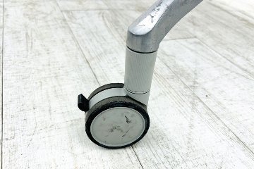 オカムラ インターアクト ミーティングテーブル 中古 INTERACT ネスティングテーブル 会議机 中古オフィス家具 1500/600/720の画像