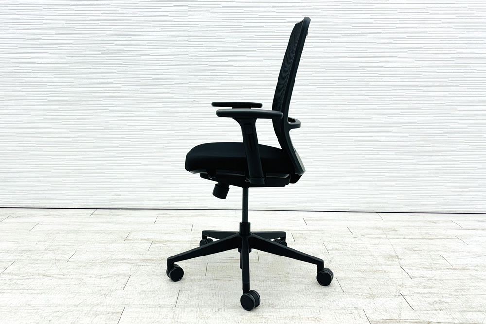 Personality(パーソナリティ)シリーズ スチールケース 中古 Steelcase 中古オフィス家具 ブラック PVT-111111の画像