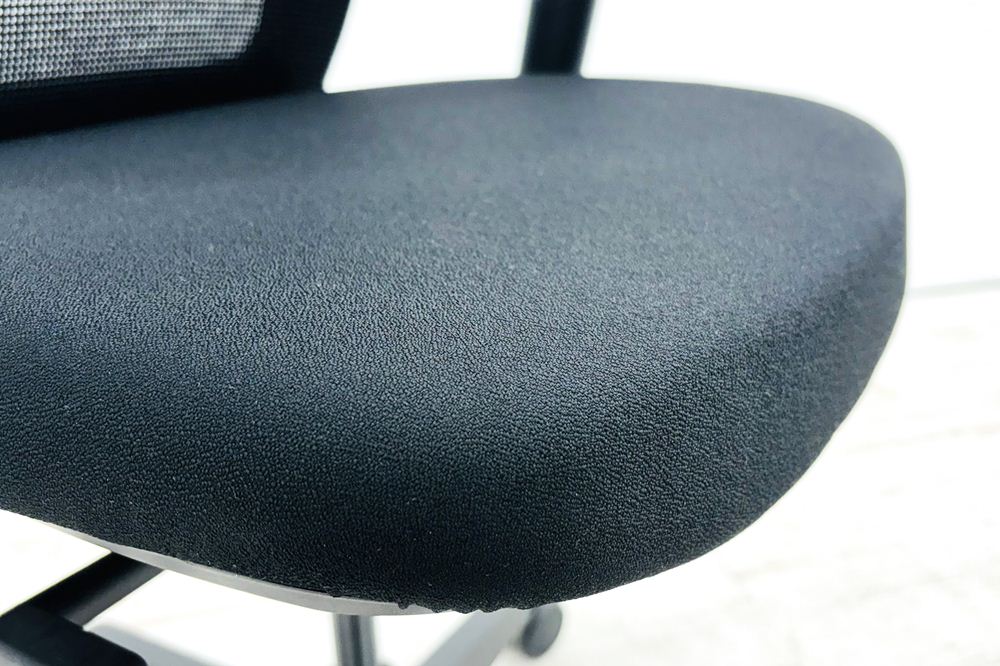 Personality(パーソナリティ)シリーズ スチールケース 中古 Steelcase 中古オフィス家具 ブラック PVT-111111の画像
