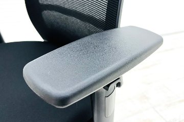 Personality(パーソナリティ)シリーズ スチールケース 中古 Steelcase 中古オフィス家具 ブラック PVT-111111の画像