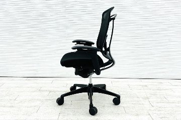 オカムラ コンテッサセコンダ 中古 2019年製 Contessa seconda CC83MS-FPC1 コンテッサチェア 中古オフィス家具 ブラックの画像
