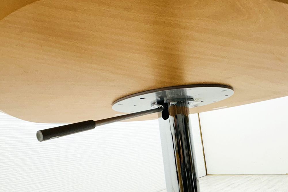 昇降テーブル 楕円テーブル 中古 ハイテーブル ハーマンミラー Herman Miller カウンターテーブル 870/840/745～1145の画像