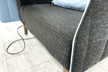 コクヨ ワークブース 中古 インターバル 2.5サイドタイプ パーテーション ラウンジソファ 1人用ソファ 中古オフィス家具 カプセルソファーの画像