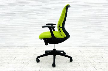 オカムラ シルフィーチェア 中古 2016年製 ハイバック 固定肘 Sylphy 中古オフィス家具 ライムグリーンの画像