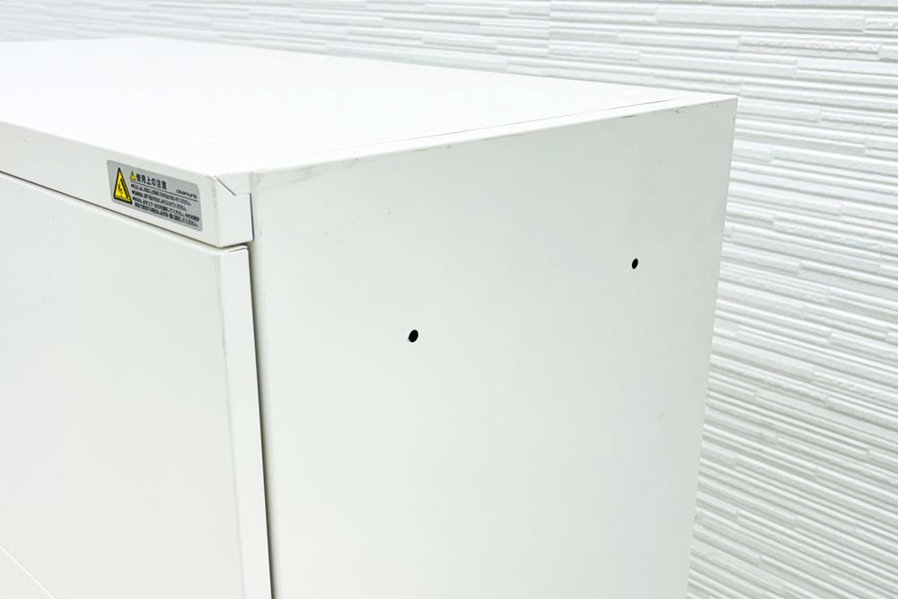 オカムラ レクトライン 4段ラテラル書庫 スチール 中古 キャビネット スチール書庫 中古オフィス家具 シリンダー錠 800/400/1250 ホワイトの画像