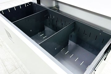 オカムラ レクトライン 4段ラテラル書庫 スチール 中古 キャビネット スチール書庫 中古オフィス家具 シリンダー錠 800/400/1250 ホワイトの画像