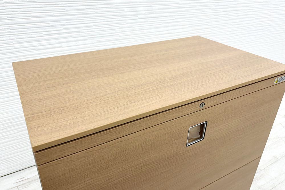 オカムラ レクトライン 3段ラテラル書庫 スチール 中古 キャビネット スチール書庫 中古オフィス家具 シリンダー錠 800/450/1120 木目の画像
