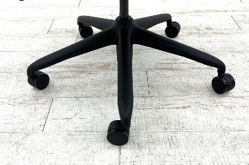 【未開封未使用品】 ハーマンミラー セイルチェア ミドルバック 中古 Herman Miller SAYL Chair 中古オフィス家具 可動肘 グリーンの画像