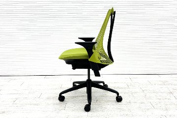 【未開封未使用品】 ハーマンミラー セイルチェア ミドルバック 中古 Herman Miller SAYL Chair 中古オフィス家具 可動肘 グリーンの画像