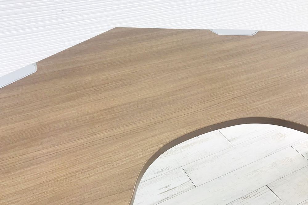 【専用ページ】 3台set オカムラ ブーメランデスク 120° 1100mm プロユニット パネル脚の画像