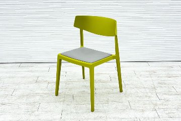 【4脚セット】 イトーキ ACTIU WG Chair アクチュチェア 中古 ミーティングチェア 会議椅子 スタッキングチェア 中古オフィス家具 ピスタチオの画像