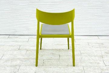 【4脚セット】 イトーキ ACTIU WG Chair アクチュチェア 中古 ミーティングチェア 会議椅子 スタッキングチェア 中古オフィス家具 ピスタチオの画像