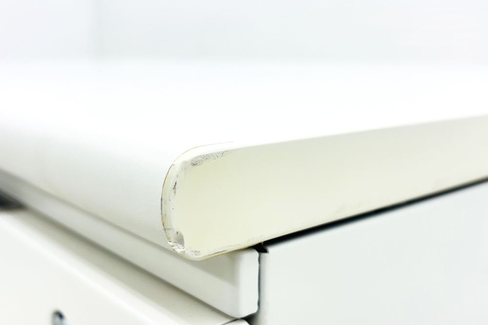 イトーキ CX 片袖机 片袖デスク 中古 事務机 オフィスデスク 中古オフィス家具 ホワイト 1100/715/700の画像