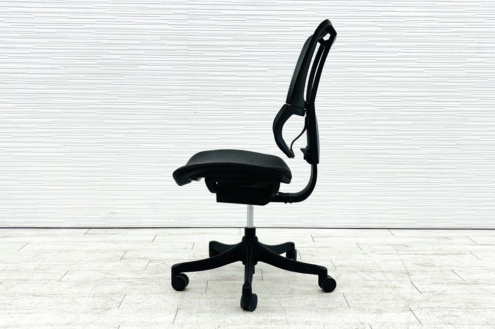 エルゴヒューマン スマート 中古 肘無 ergohuman smart 中古オフィス家具 メッシュ ブラックの画像