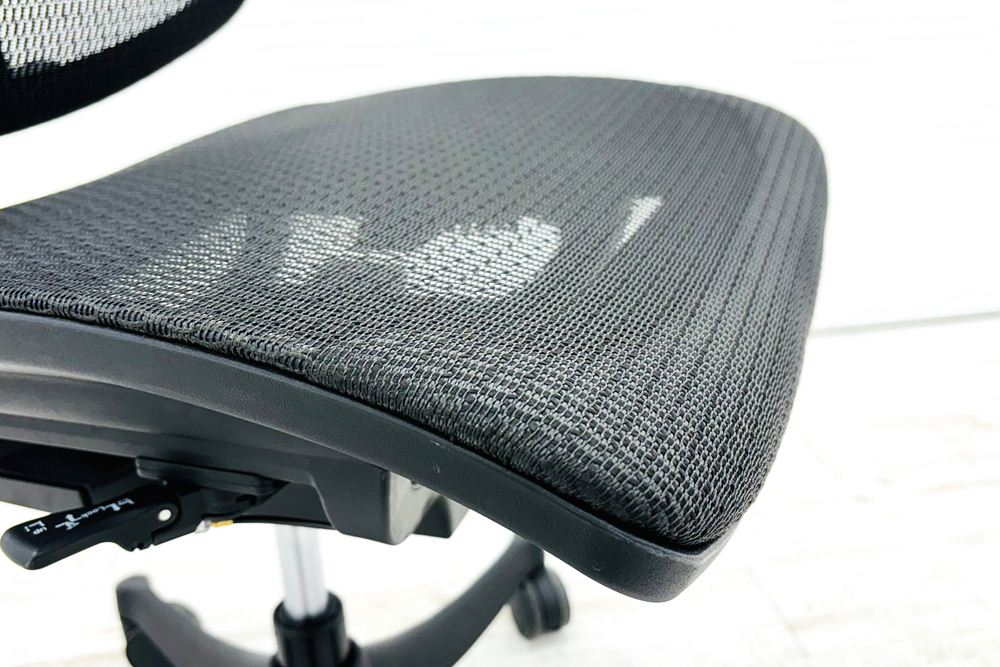 エルゴヒューマン スマート 中古 肘無 ergohuman smart 中古オフィス家具 メッシュ ブラックの画像