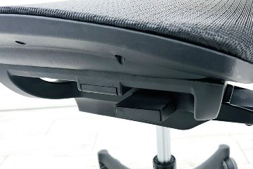エルゴヒューマン スマート 中古 肘無 ergohuman smart 中古オフィス家具 メッシュ ブラックの画像