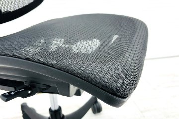 エルゴヒューマン スマート 中古 肘無 ergohuman smart 中古オフィス家具 メッシュ ブラックの画像