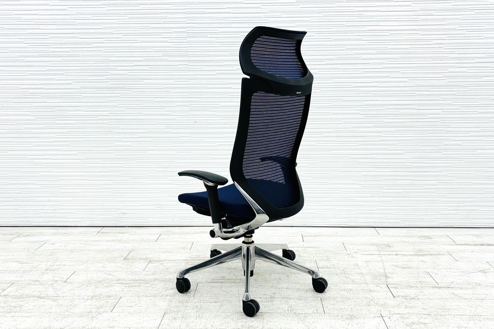 オカムラ バロンチェア 中古 Baron エクストラハイバック 可動肘 中古オフィス家具 固定ヘッドレスト ポリッシュフレーム ダークブルーの画像