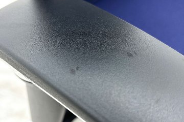 オカムラ バロンチェア 中古 Baron エクストラハイバック 可動肘 中古オフィス家具 固定ヘッドレスト ポリッシュフレーム ダークブルーの画像